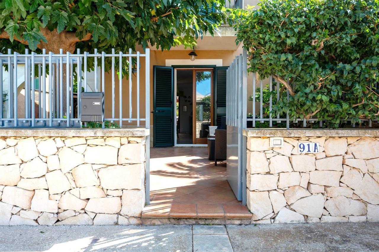 Villa Aura Marina di Modica Eksteriør billede