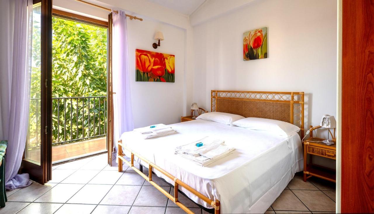 Villa Aura Marina di Modica Eksteriør billede