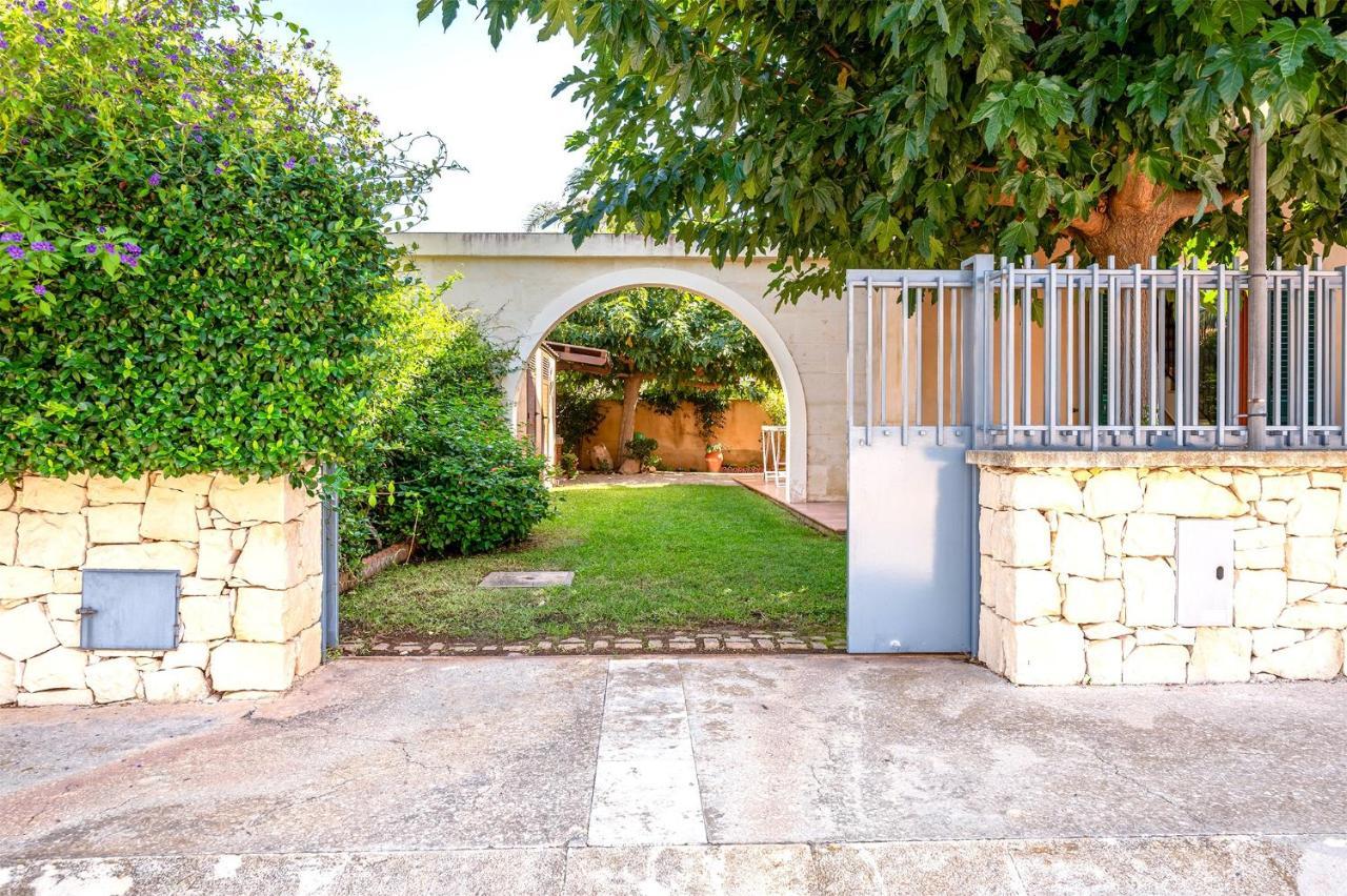 Villa Aura Marina di Modica Eksteriør billede
