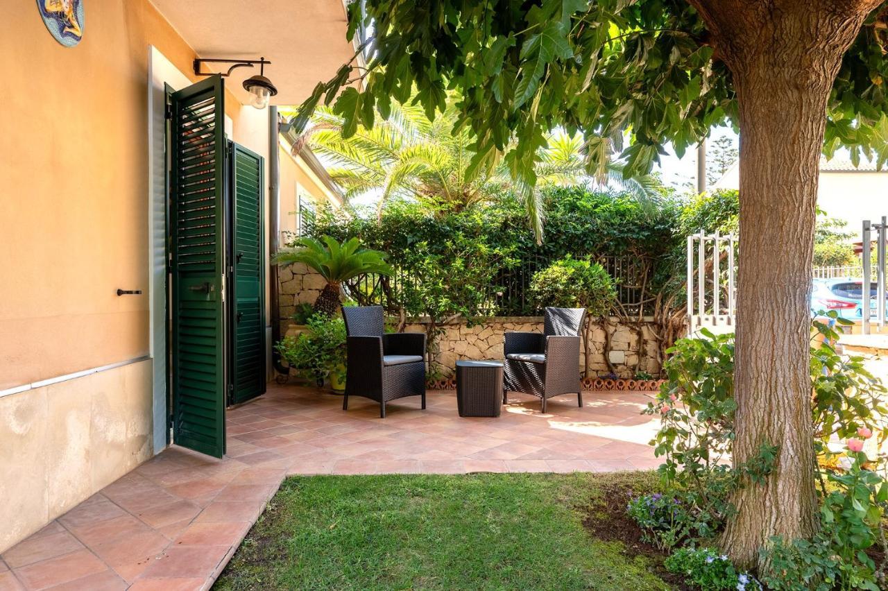 Villa Aura Marina di Modica Eksteriør billede